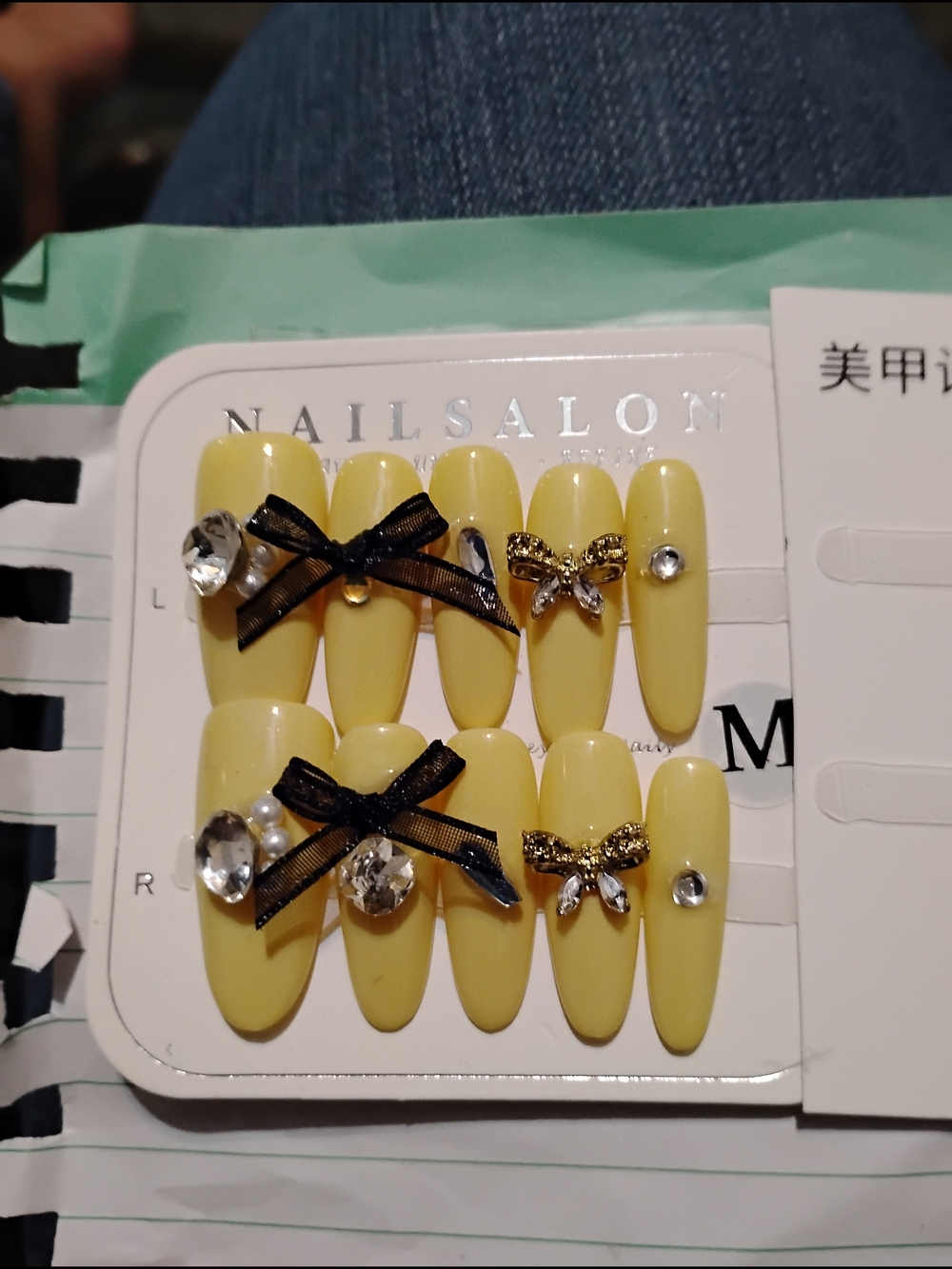 Yellow Crystal Bow Press-On Nail Set